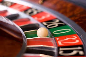 Gioco d’azzardo, Ciccarelli (ForumFamiglie): Il decreto in approvazione lacerà ancora una volte sole le famiglie